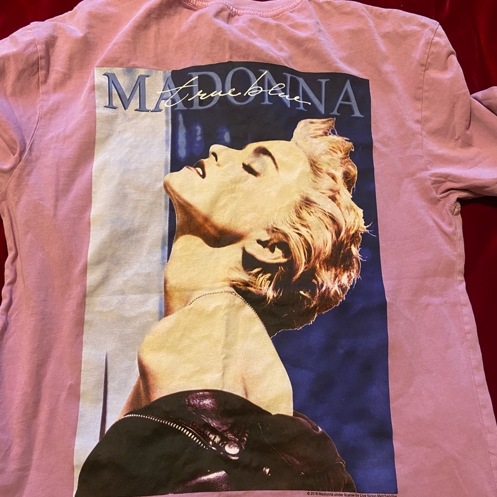 Madonna true blue tee